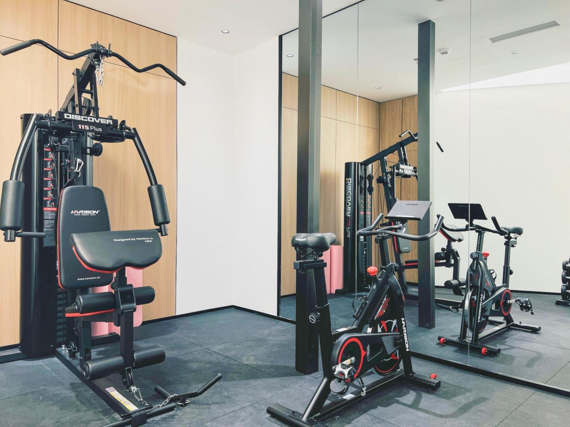Dayin Garden Hotel -Near People'S Square & Nanjing Road-Large Social Area -Bar -Cafe -Gym -Free Laundry Luggage Storage -24H Front Desk-English Service Shanghai Extérieur photo