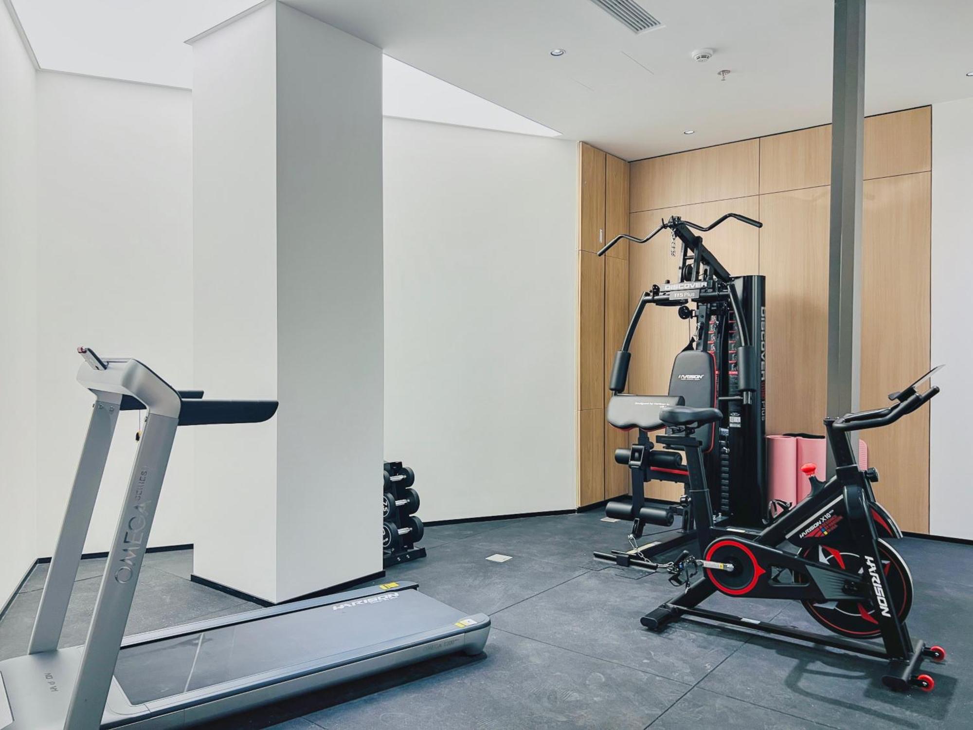 Dayin Garden Hotel -Near People'S Square & Nanjing Road-Large Social Area -Bar -Cafe -Gym -Free Laundry Luggage Storage -24H Front Desk-English Service Shanghai Extérieur photo