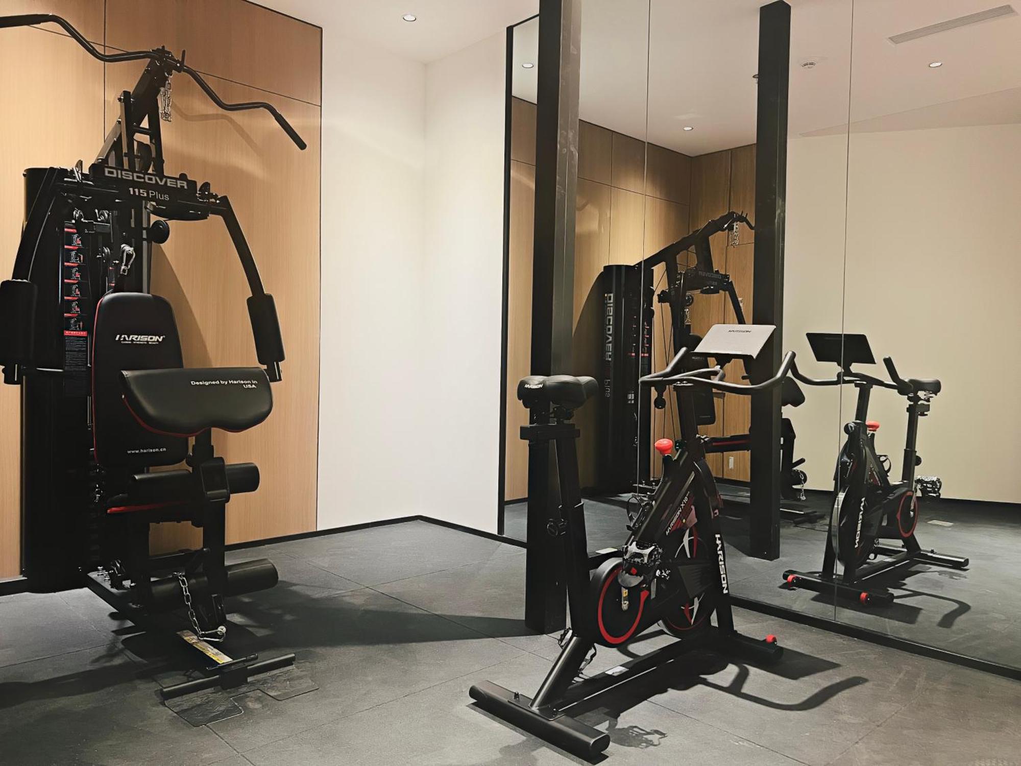 Dayin Garden Hotel -Near People'S Square & Nanjing Road-Large Social Area -Bar -Cafe -Gym -Free Laundry Luggage Storage -24H Front Desk-English Service Shanghai Extérieur photo