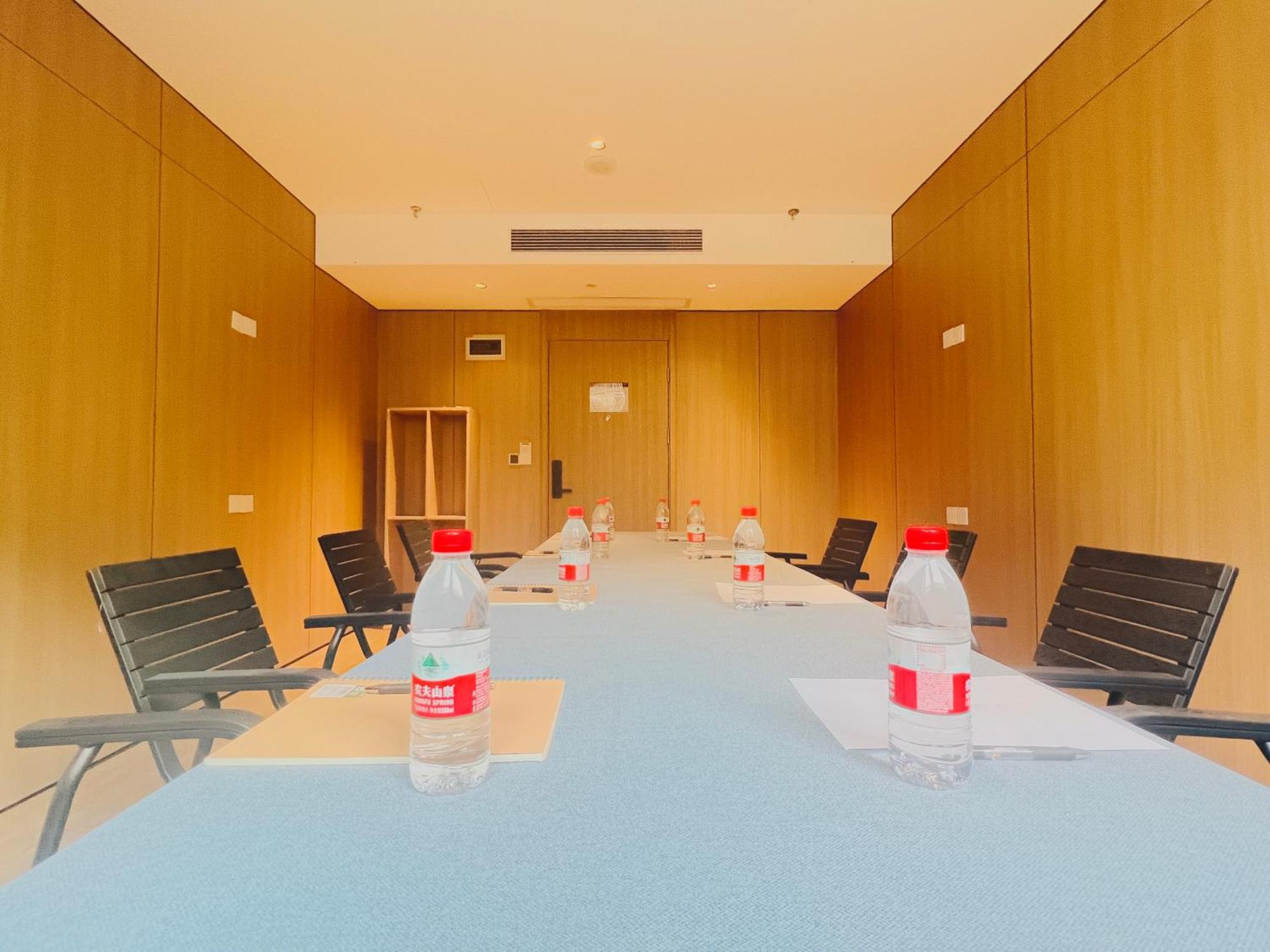 Dayin Garden Hotel -Near People'S Square & Nanjing Road-Large Social Area -Bar -Cafe -Gym -Free Laundry Luggage Storage -24H Front Desk-English Service Shanghai Extérieur photo