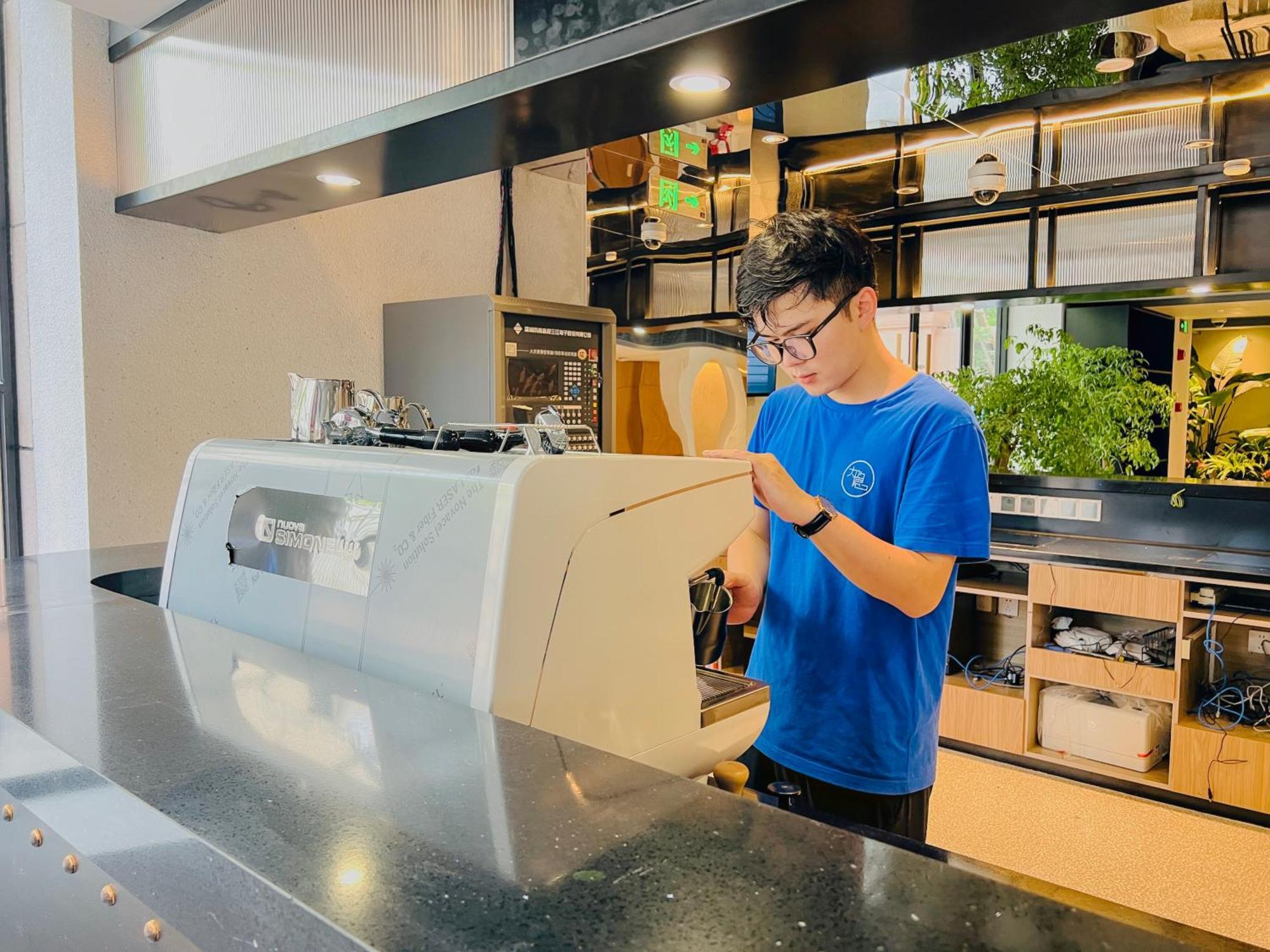 Dayin Garden Hotel -Near People'S Square & Nanjing Road-Large Social Area -Bar -Cafe -Gym -Free Laundry Luggage Storage -24H Front Desk-English Service Shanghai Extérieur photo