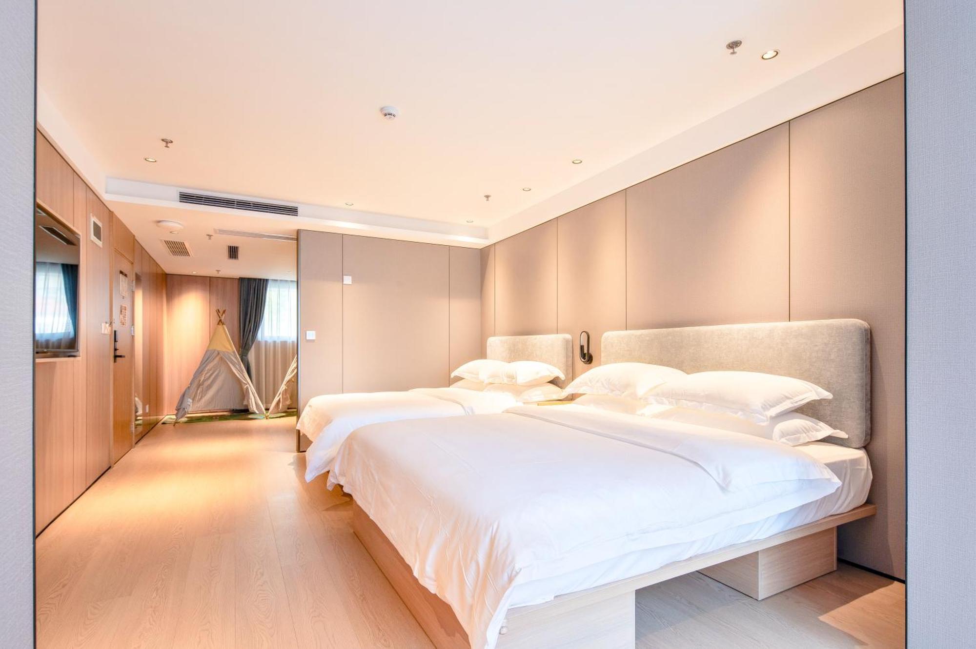 Dayin Garden Hotel -Near People'S Square & Nanjing Road-Large Social Area -Bar -Cafe -Gym -Free Laundry Luggage Storage -24H Front Desk-English Service Shanghai Extérieur photo